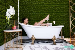 404 - Bathed Babe